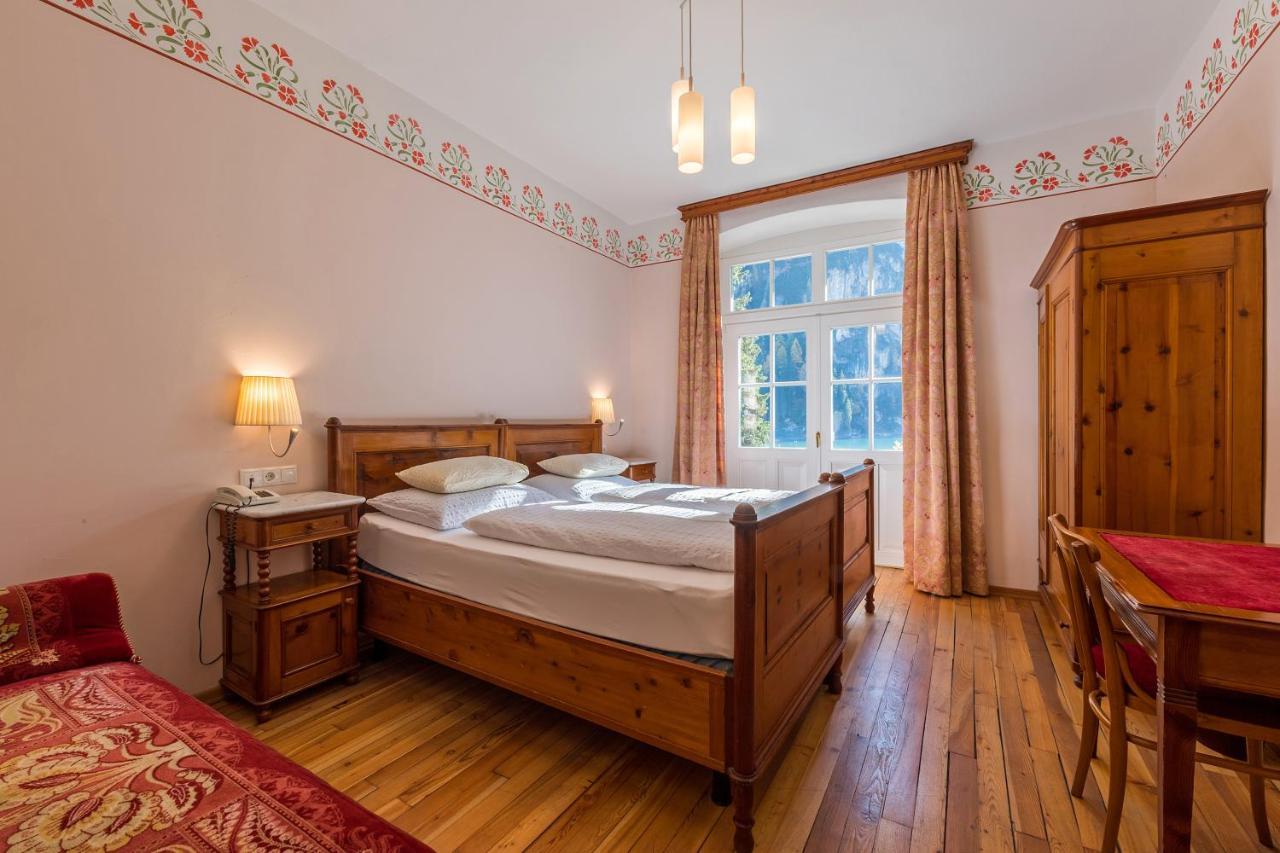 Hotel Lago Di Braies Braies  Ngoại thất bức ảnh